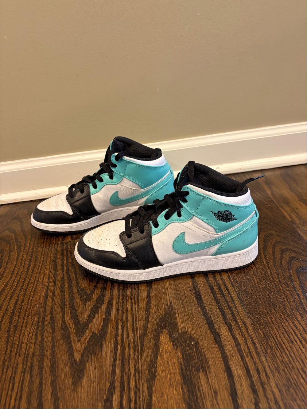 Nike Air Jordan Youth Turquoise, Black & White High-Top Sneakers